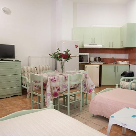 Stavros Studio Apartment In Kos By Eksteriør billede