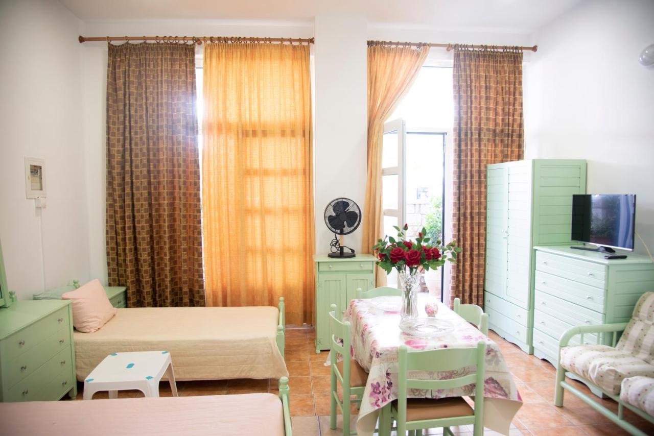 Stavros Studio Apartment In Kos By Eksteriør billede